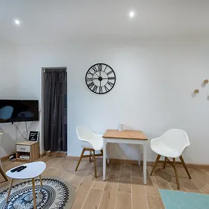 Appartement Climatisation - Hyper Centre - Cosy Flat - Free Wifi, Avignon